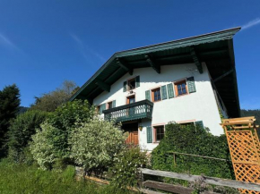 Tonis Cozy Farmhouse by Alpine Charme Apartments